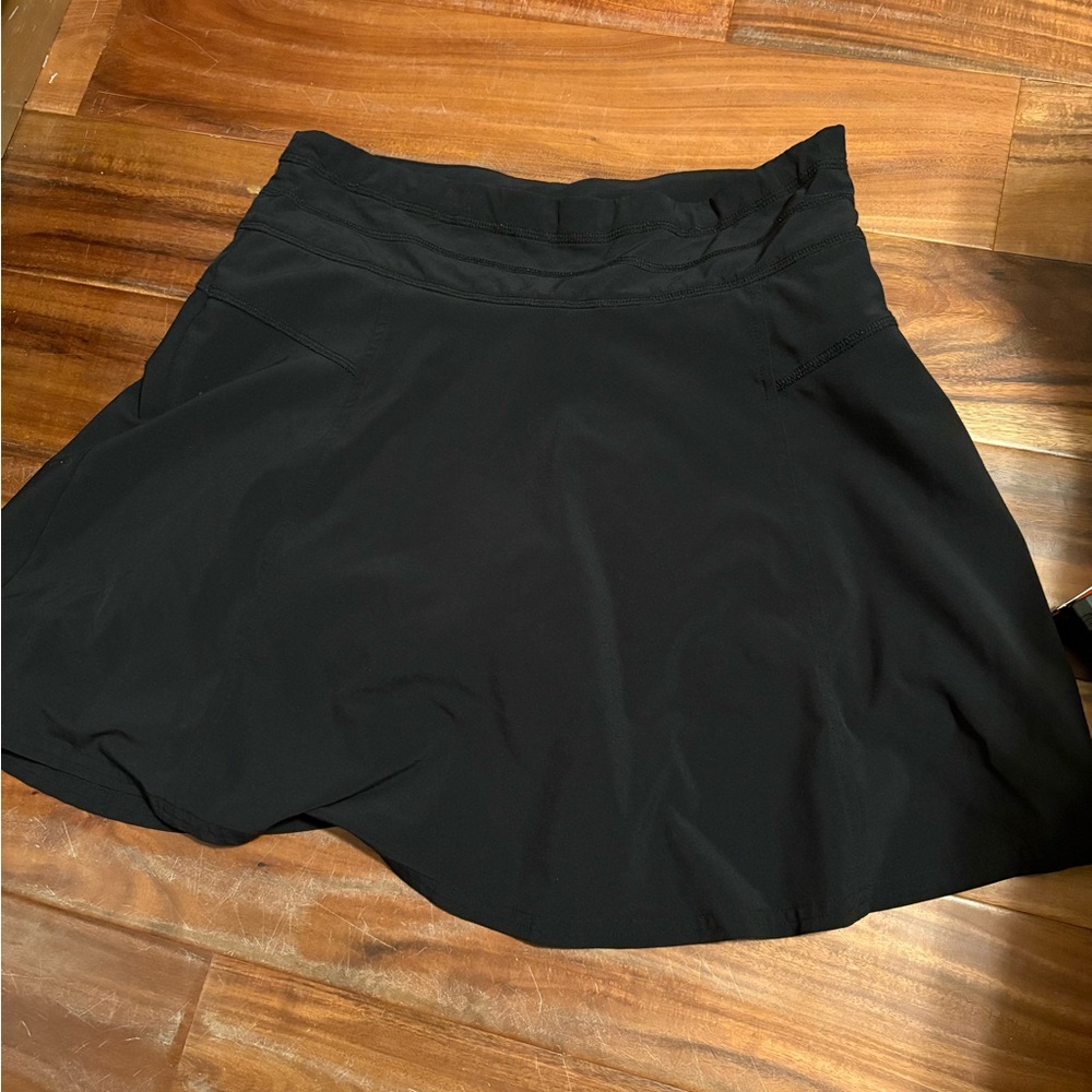 Athleta Black Athletic Skort Size 2 Tennis Golf Run Skirt Built-In Shorts (1135)